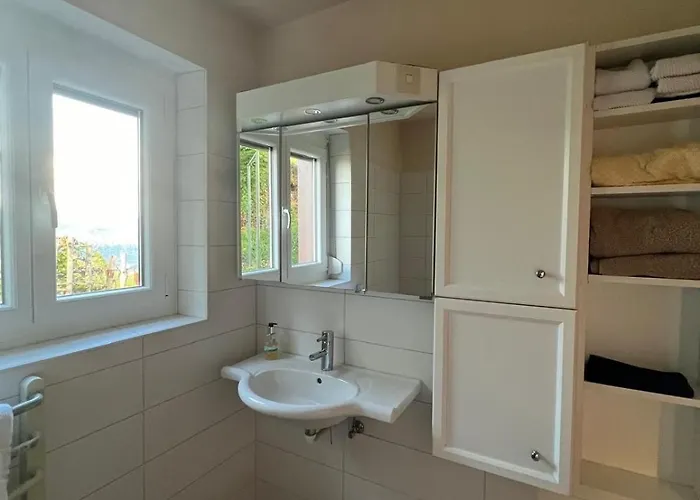 Mountain House With A View * Christofberg